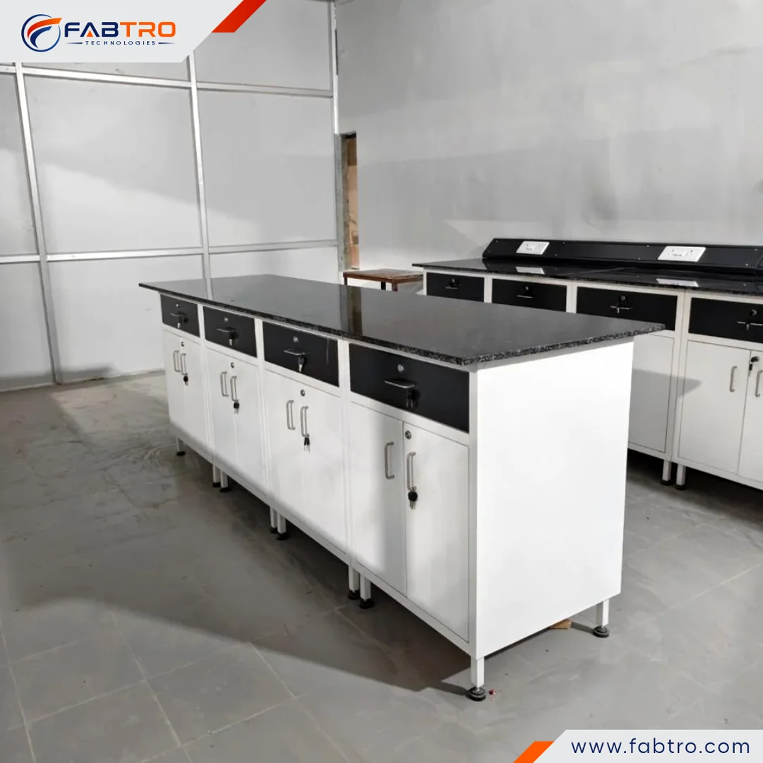 Lab Furniture Manufacturers in Agra